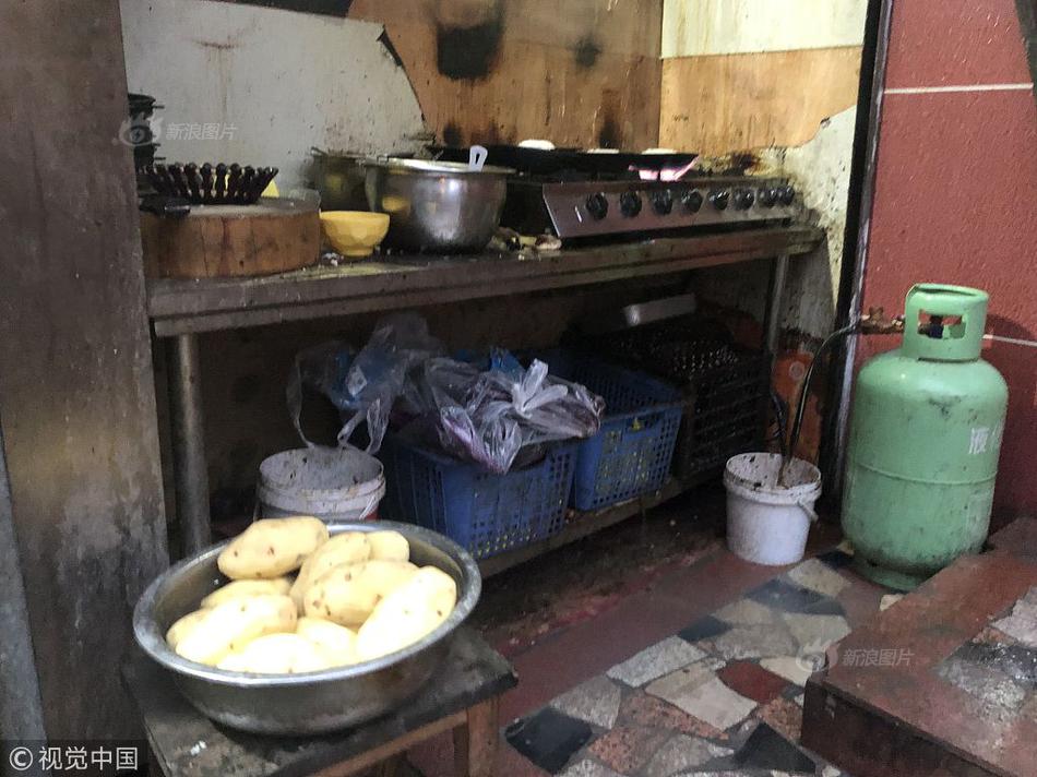 撞鬼BY一只爪子