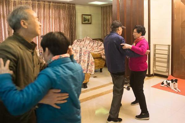 by白日衣衫盡海棠