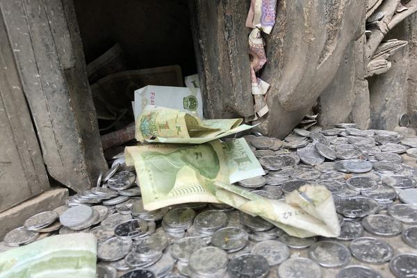 與狼共枕txt 葉落無心