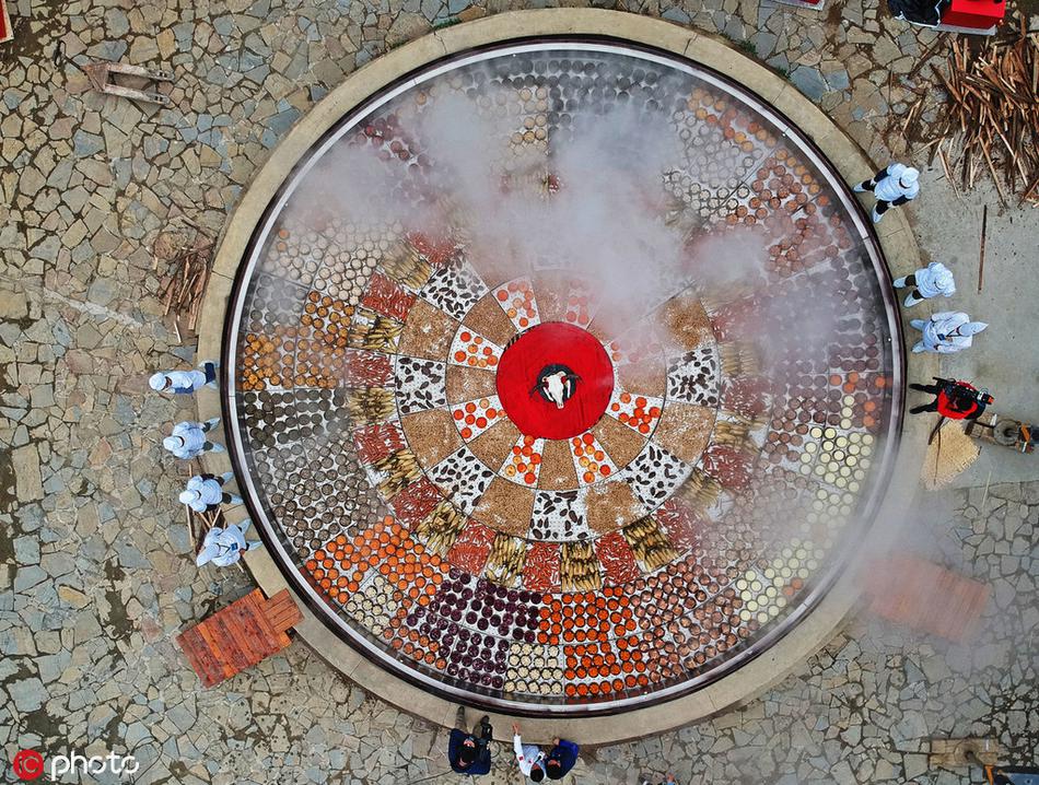 《熟人作案》 by:在言外[看