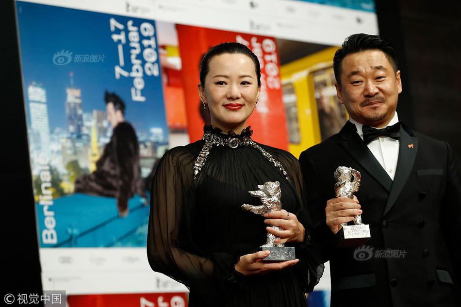 笨蛋老婆by荷枕