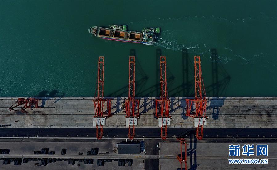 穿越來到抹布現場的小說