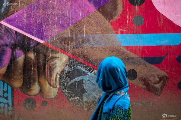 和平精英1v1 m4單挑