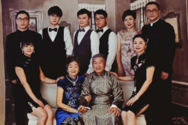 和宿敵結婚當天一起重生了 by林知落