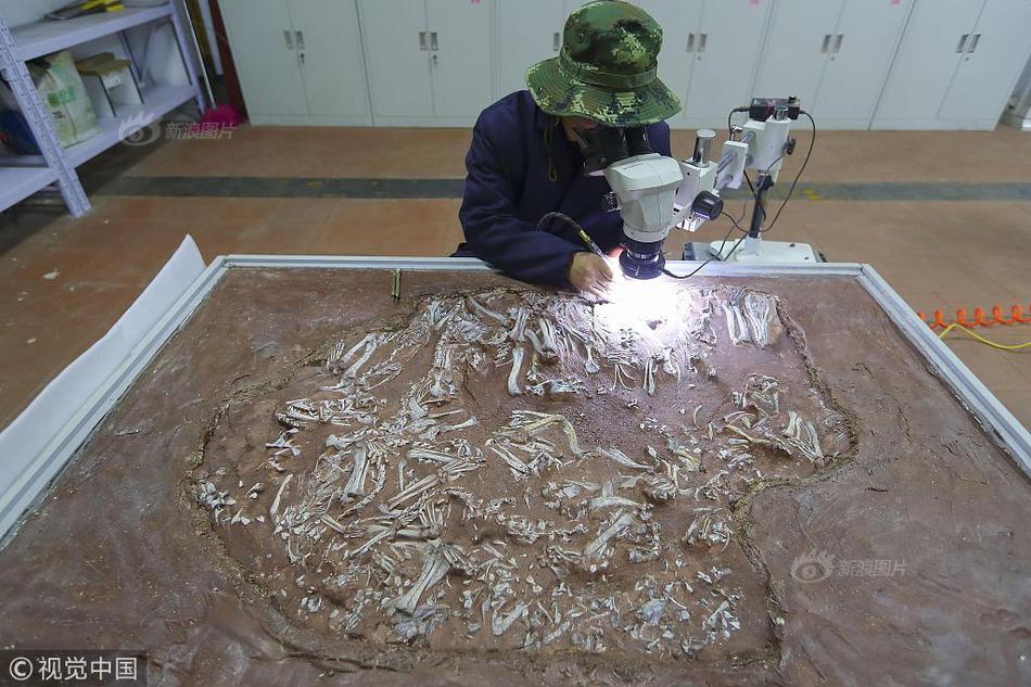 《唯依》by白塵