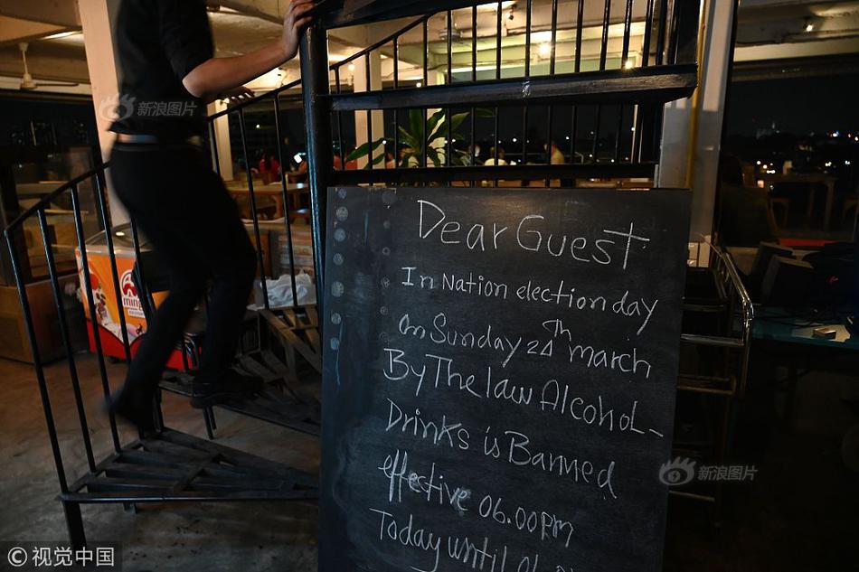 小潔與趙叔的第一次相遇是什么時候